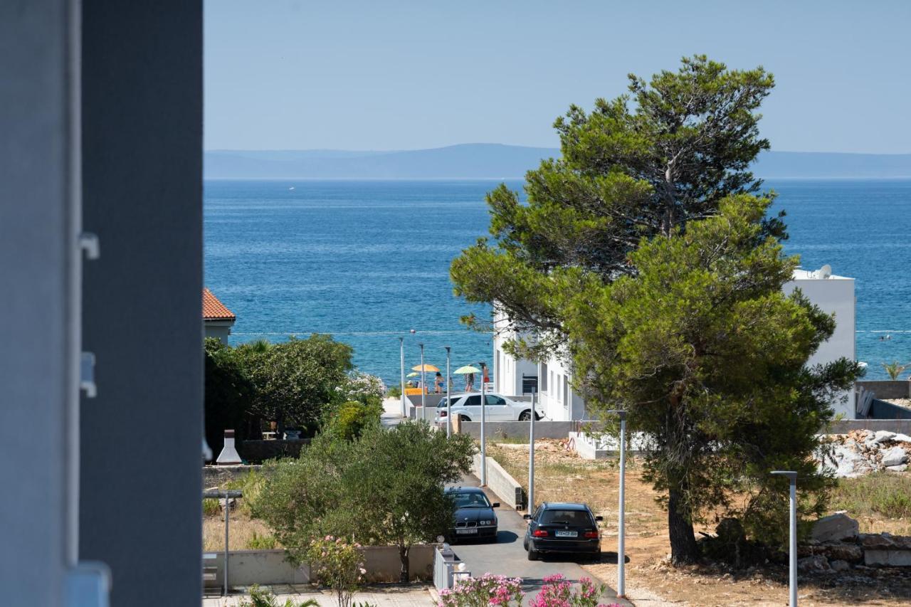 Apartmani Kastelina วีร์ ภายนอก รูปภาพ