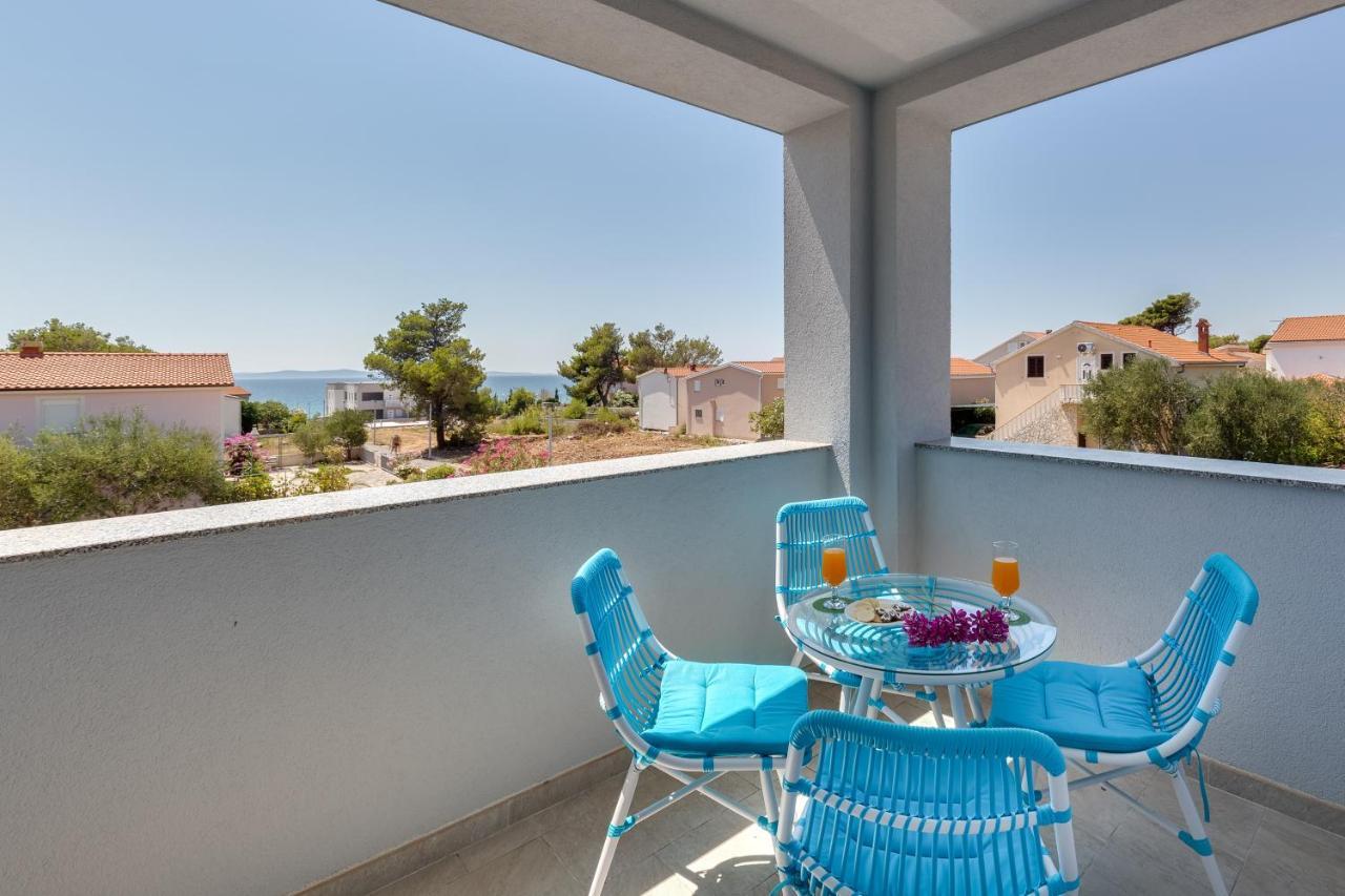 Apartmani Kastelina วีร์ ภายนอก รูปภาพ